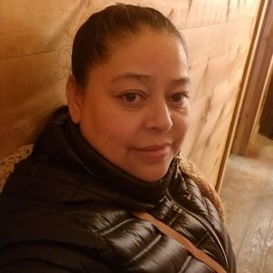 Meet your Posher, Amalia